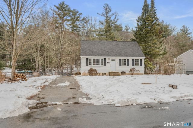 124 James Street, Colchester, CT 06415