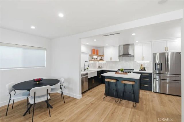 10824 Odell, Sunland, CA 91040