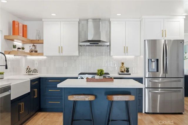 10824 Odell, Sunland, CA 91040