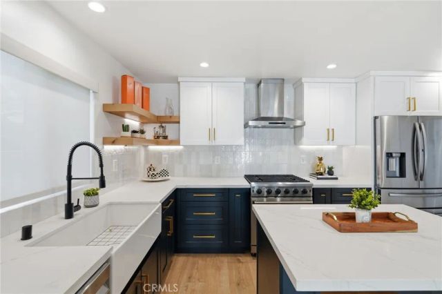 10824 Odell, Sunland, CA 91040