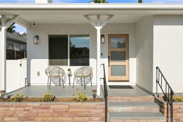 10824 Odell, Sunland, CA 91040