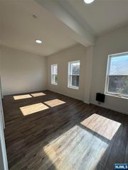 517 Communipaw Avenue 3C, Jersey City, NJ 07304