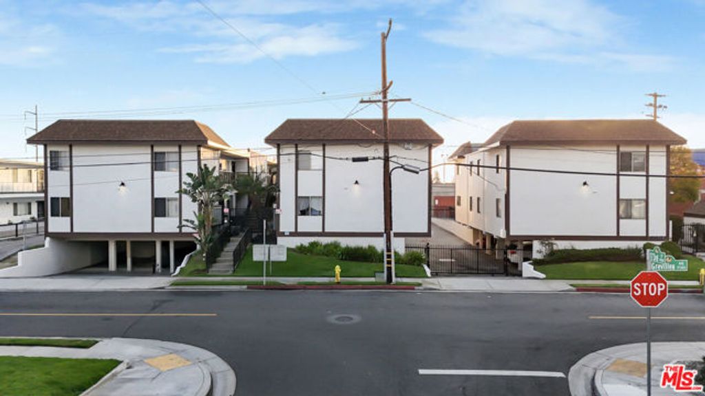 17226 Grevillea Avenue, Lawndale, CA 90260