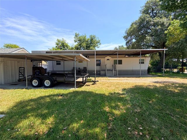 310 E Jack Street, Baytown, TX 77520