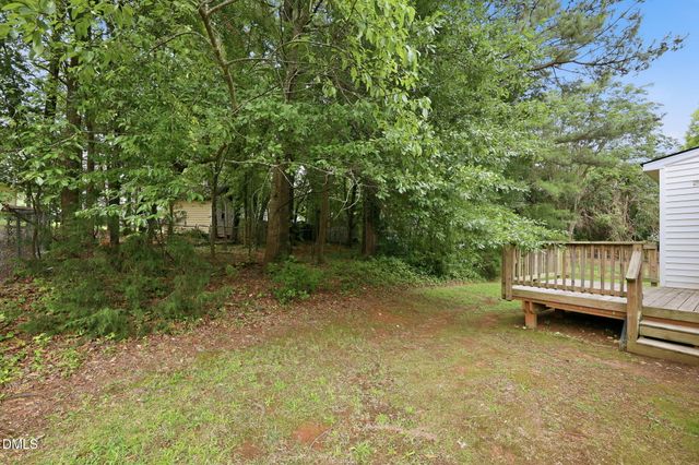 105 Cabrita Court, Holly Springs, NC 27540