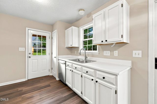 105 Cabrita Court, Holly Springs, NC 27540