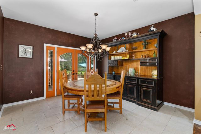 1463 County Road 106, Carthage, TX 75633