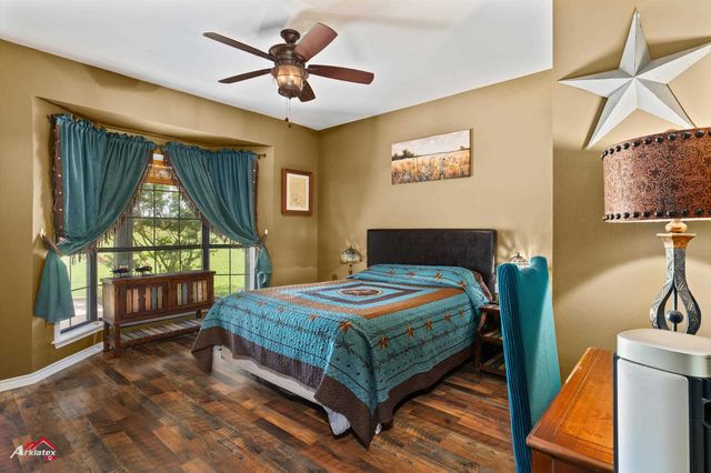 1463 County Road 106, Carthage, TX 75633