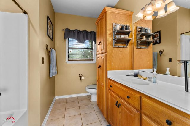 1463 County Road 106, Carthage, TX 75633