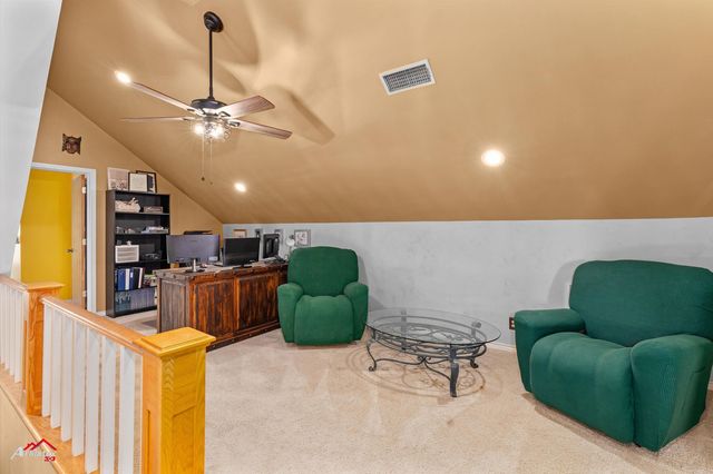 1463 County Road 106, Carthage, TX 75633