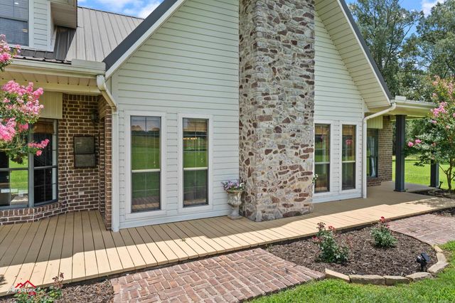 1463 County Road 106, Carthage, TX 75633