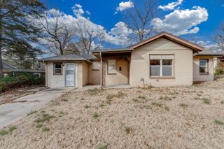 1547 N Gentry Dr, Wichita, KS 67208