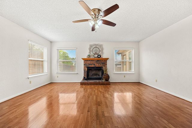 312 Barber DR, Copperas Cove, TX 76522