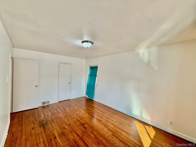 993 Duncan Street, Bronx, NY 10469