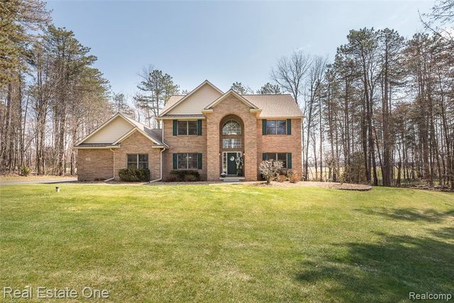 4387 Emu Drive, Pinckney, MI 48169