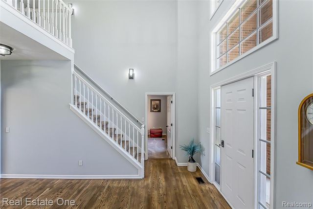 4387 Emu Drive, Pinckney, MI 48169