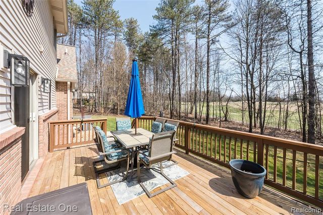 4387 Emu Drive, Pinckney, MI 48169