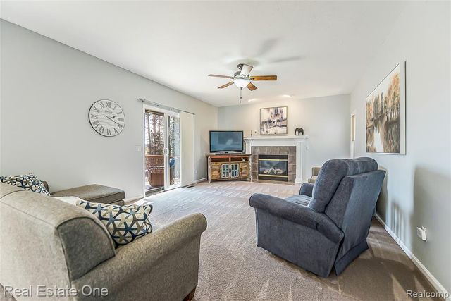 4387 Emu Drive, Pinckney, MI 48169