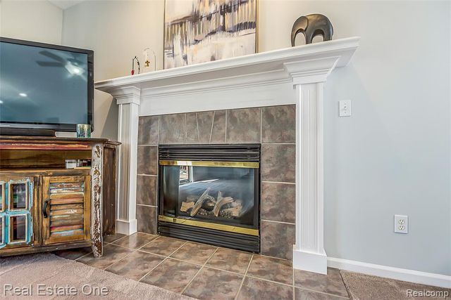4387 Emu Drive, Pinckney, MI 48169