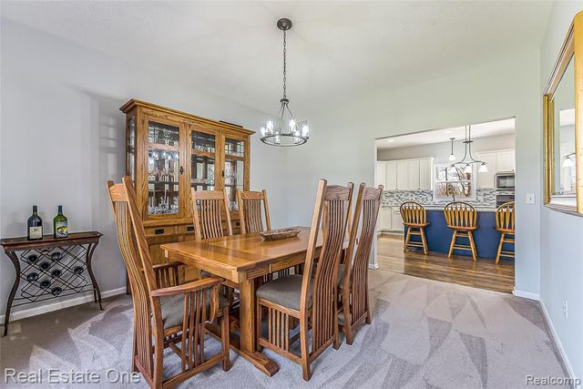 4387 Emu Drive, Pinckney, MI 48169