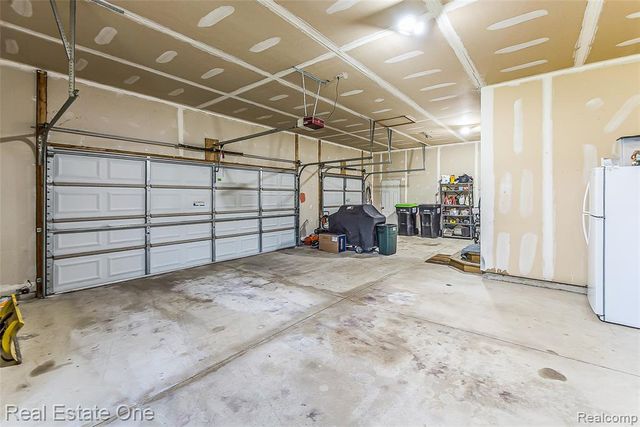 4387 Emu Drive, Pinckney, MI 48169