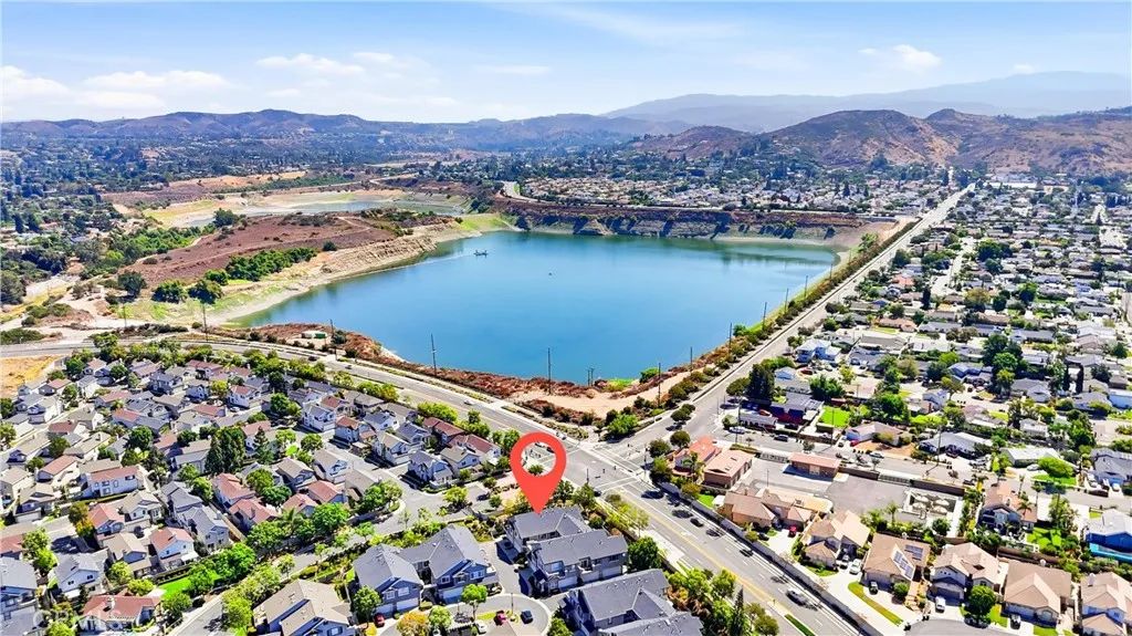 3521 E Berkshire Court F, Orange, CA 92869