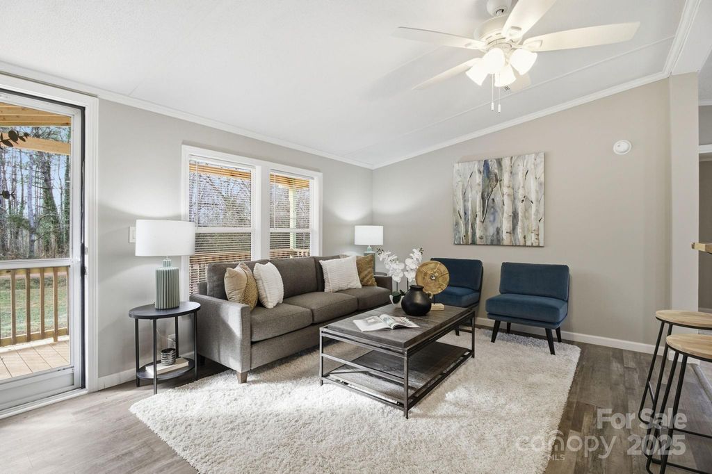 2501 Swanson Road, Crouse, NC 28033