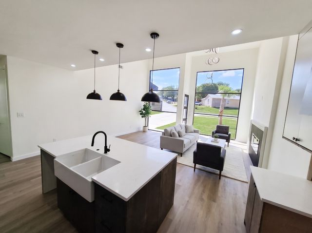 6524 Teague Drive, Dallas, TX 75241