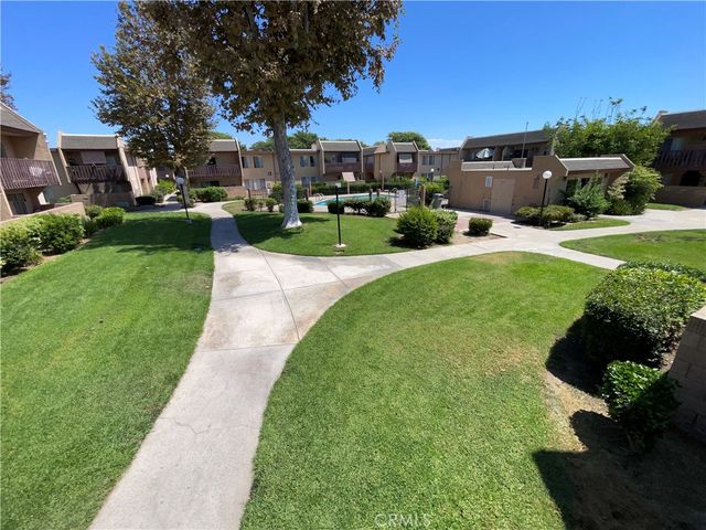 801 K-4 S Lyon 165, Santa Ana, CA 92705