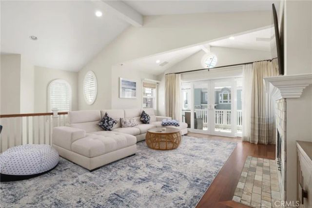 3306 Highland Avenue, Hermosa Beach, CA 90254