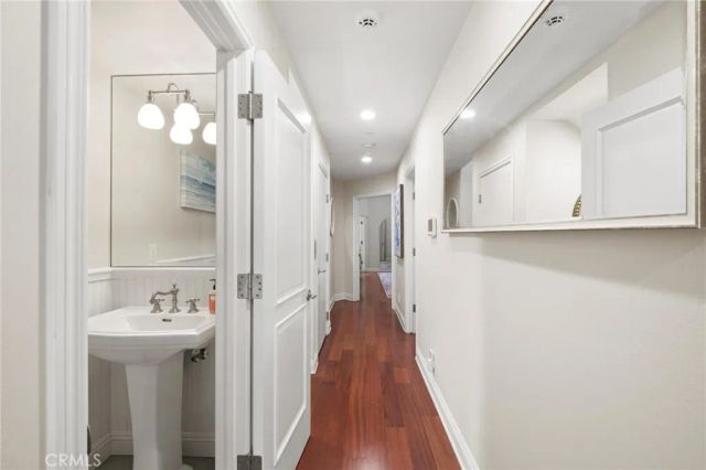 3306 Highland Avenue, Hermosa Beach, CA 90254