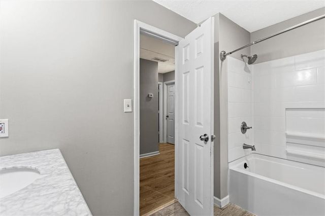 2731 BRACKENWOOD Drive, Snellville, GA 30039