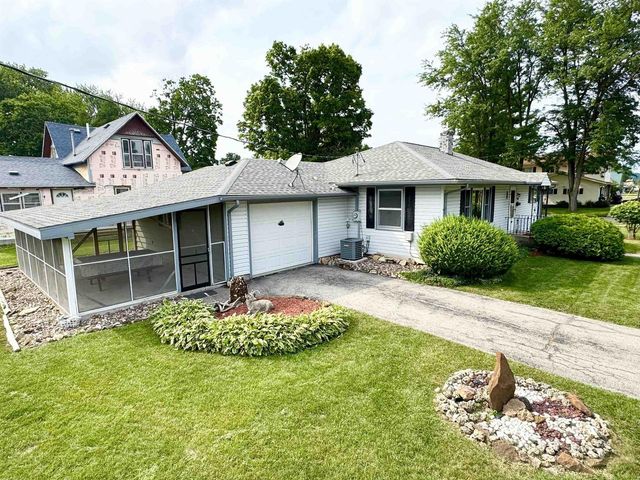 702 Park Street, Boscobel, WI 53805