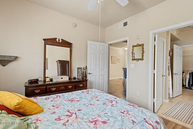 8539 GATE Parkway 9321, Jacksonville, FL 32216