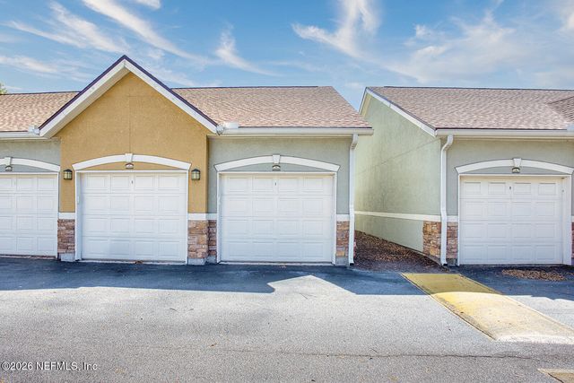 8539 GATE Parkway 9321, Jacksonville, FL 32216