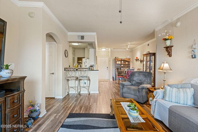 8539 GATE Parkway 9321, Jacksonville, FL 32216