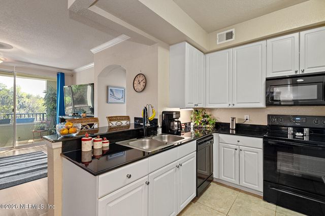 8539 GATE Parkway 9321, Jacksonville, FL 32216