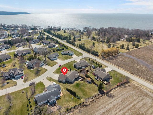 W5284 WATERVIEW DRIVE, Sherwood, WI 54169