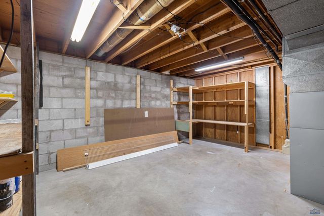 3728 REDER, Rapid City, SD 57702