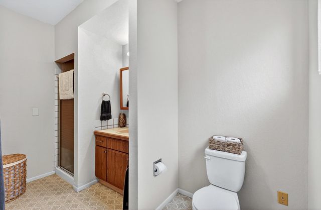 1118 E Montgomery Ave, Spokane, WA 99207