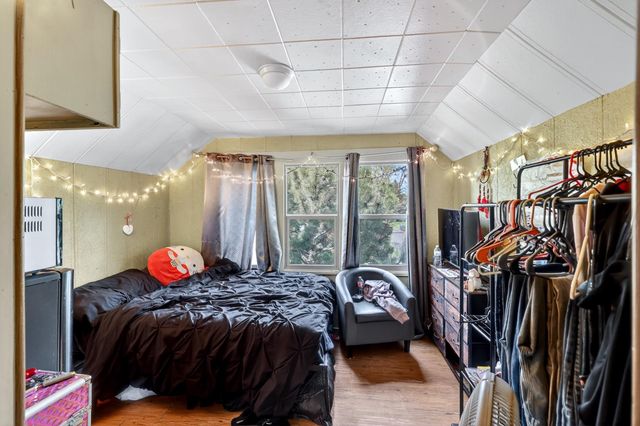 1118 E Montgomery Ave, Spokane, WA 99207