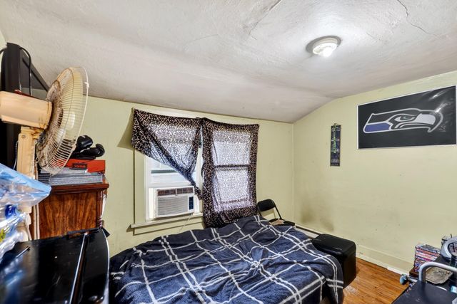 1118 E Montgomery Ave, Spokane, WA 99207