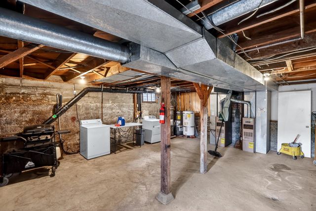 1118 E Montgomery Ave, Spokane, WA 99207