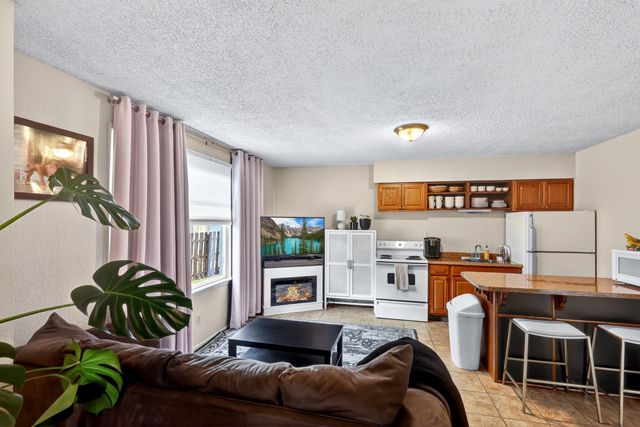1118 E Montgomery Ave, Spokane, WA 99207