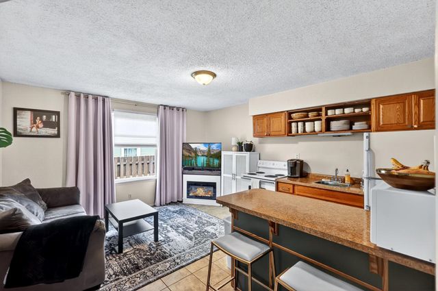 1118 E Montgomery Ave, Spokane, WA 99207