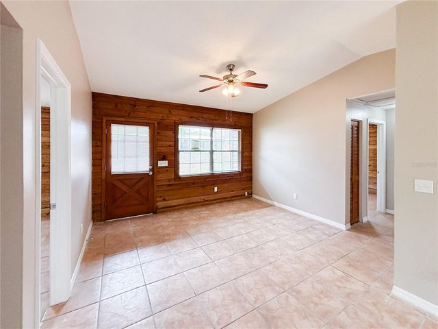 610 KING HENRY COURT, Seffner, FL 33584