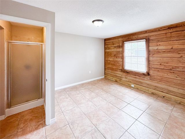 610 KING HENRY COURT, Seffner, FL 33584