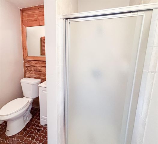 610 KING HENRY COURT, Seffner, FL 33584
