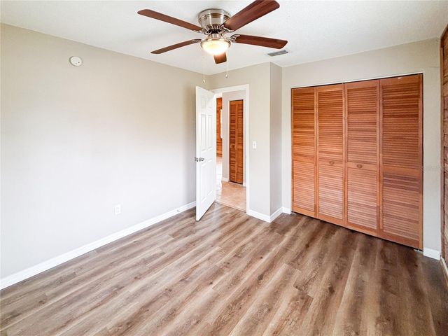 610 KING HENRY COURT, Seffner, FL 33584