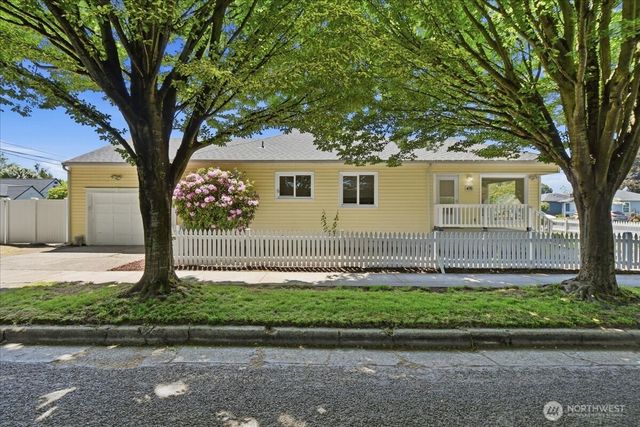 476 20th Avenue, Longview, WA 98632